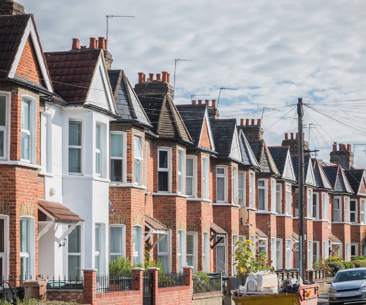 Roofers & landscapers in Nuneaton and Warwickshire.